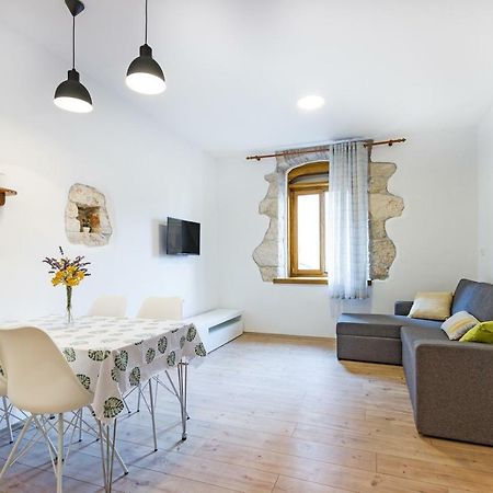 Cozy Apartment 10 Min From The Beach Pula Zewnętrze zdjęcie