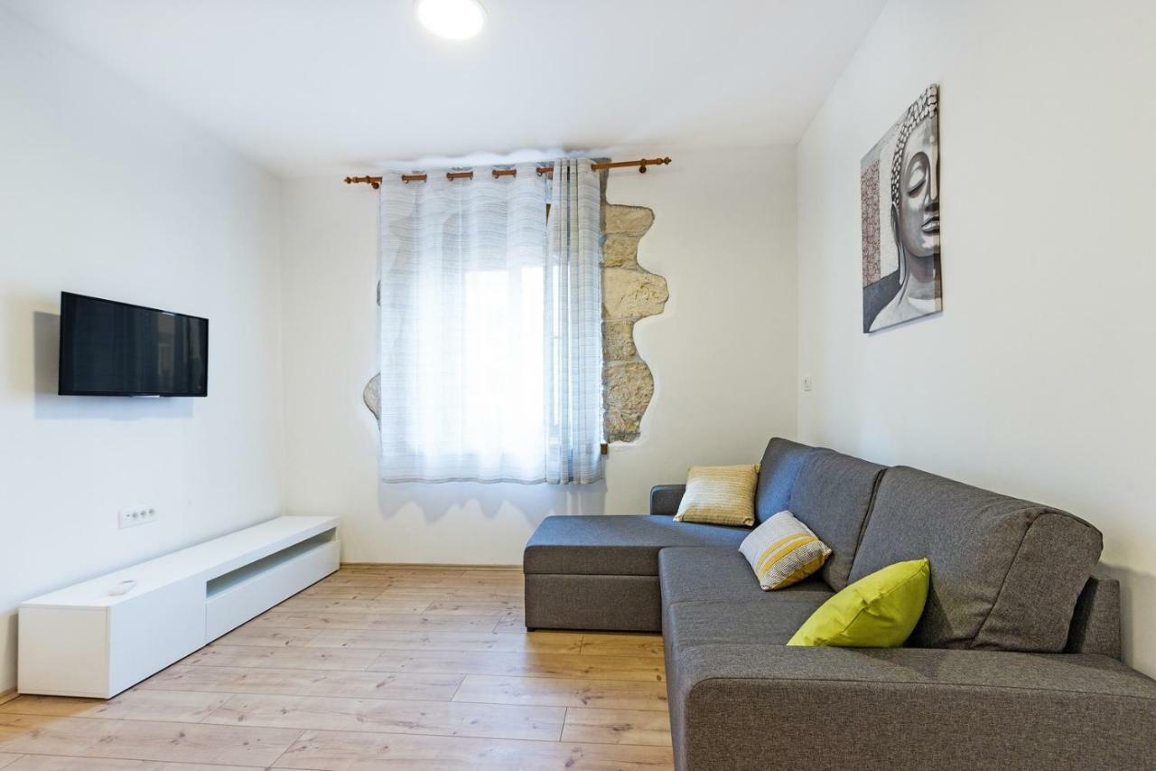 Cozy Apartment 10 Min From The Beach Pula Zewnętrze zdjęcie